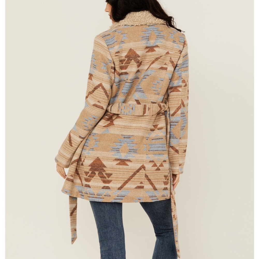 Idyllwind Women's Lynn Southwestern Print Fur Collar Shacket XS - Picture 4 of 8